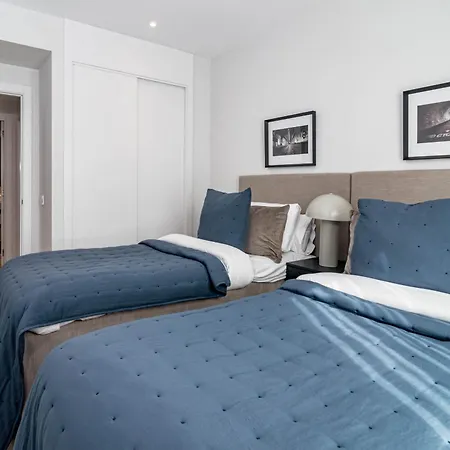 Lme9.f1- Penthouse Amazing Views Families Only *