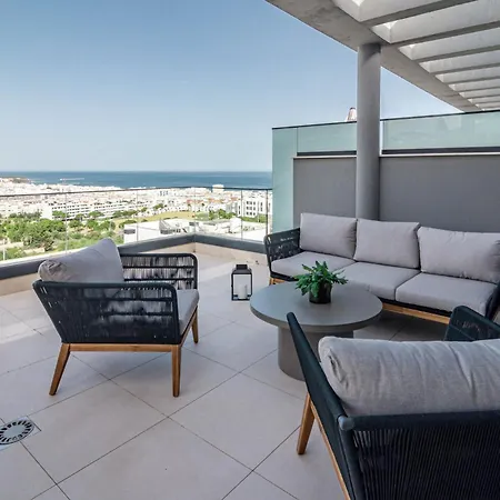 Lme9f1- Penthouse Amazing Views, Families Only