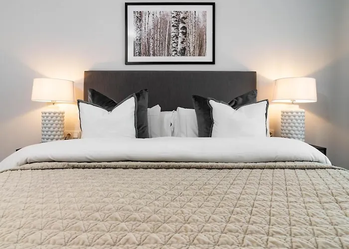 Lme9.f1- Penthouse Amazing Views Families Only