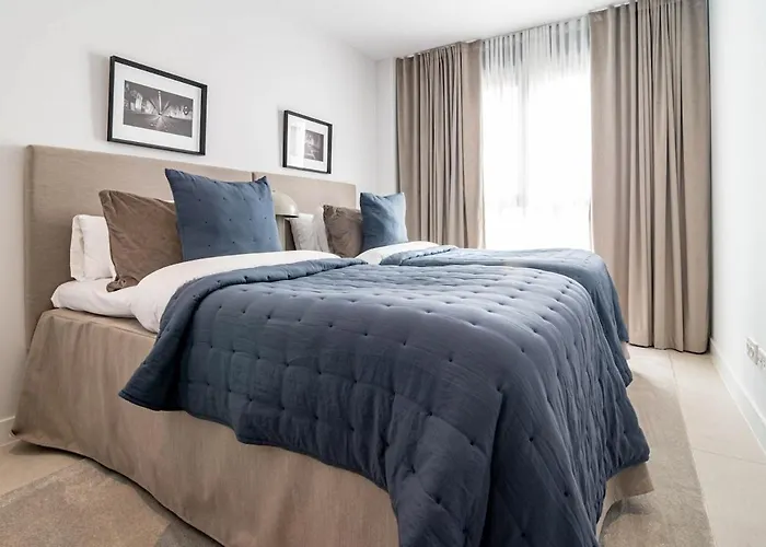 Lme9.f1- Penthouse Amazing Views Families Only *